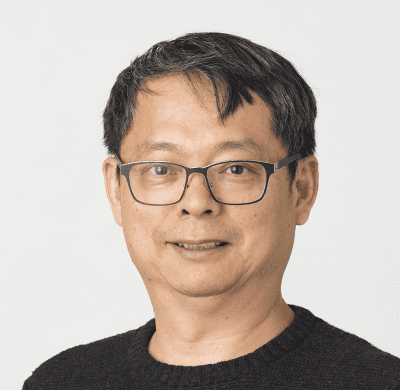 Yongping Jiang Bio Iamge 2