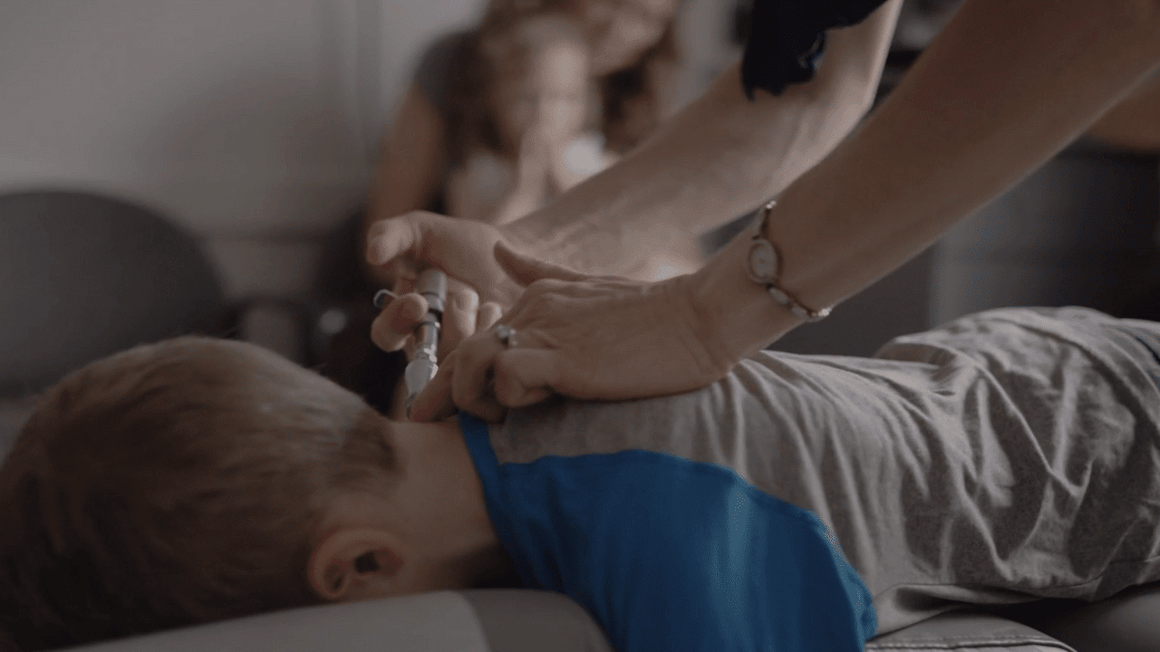 take kids to chiropractor